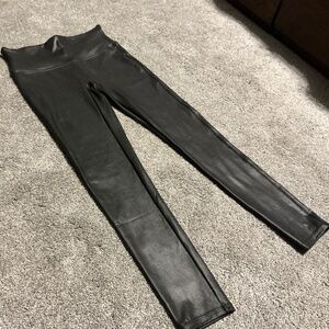 SPANX-Black leggings-Women's Petite Medium